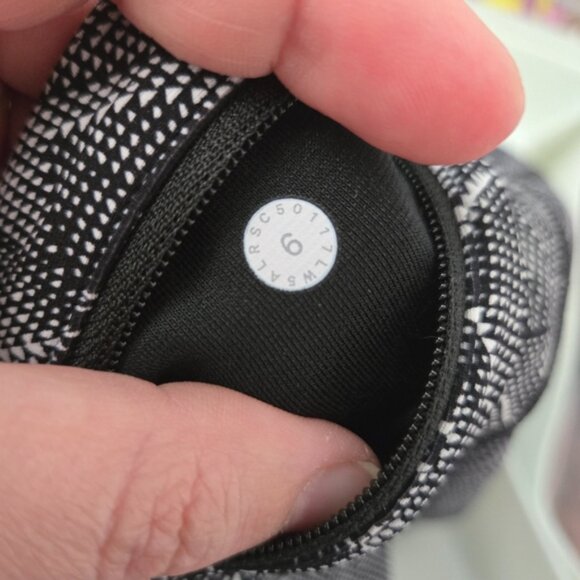 Lululemon Tight Stuff Tight II (25") Formation Alpine White Black - Picture 9 of 9